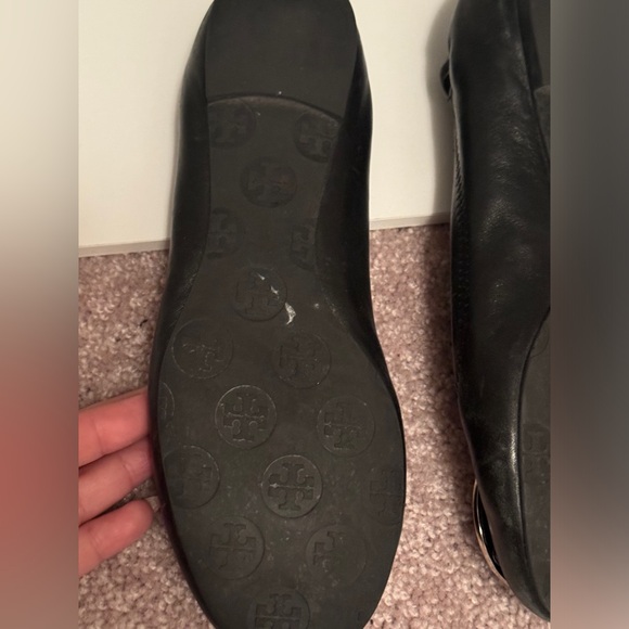 Tory Burch Black Leather Reva Ballet Flat - Picture 8 of 8
